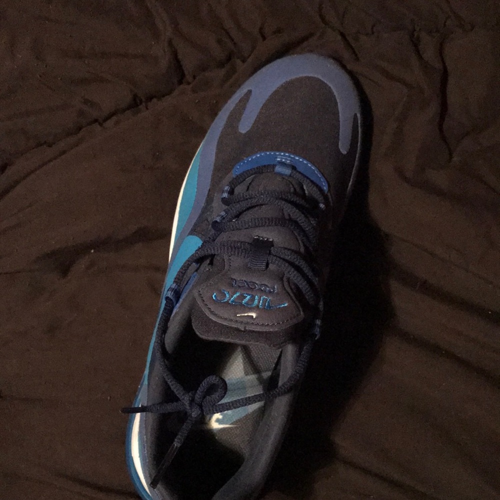 Air Max 270 react - Picture 3 of 8